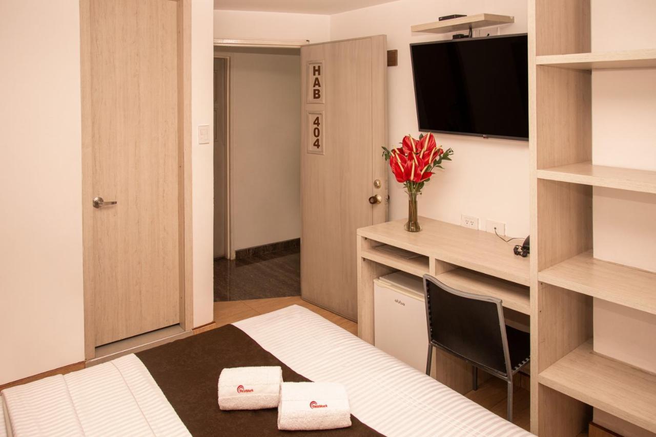 Hotel Bestmark Platino En Chapinero Bogotá Exteriör bild