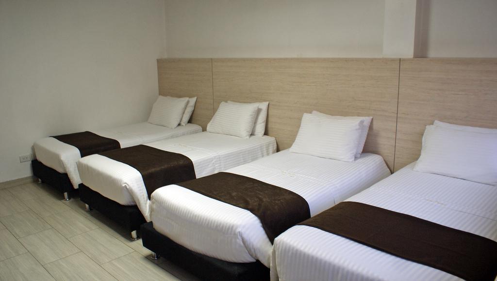 Hotel Bestmark Platino En Chapinero Bogotá Exteriör bild