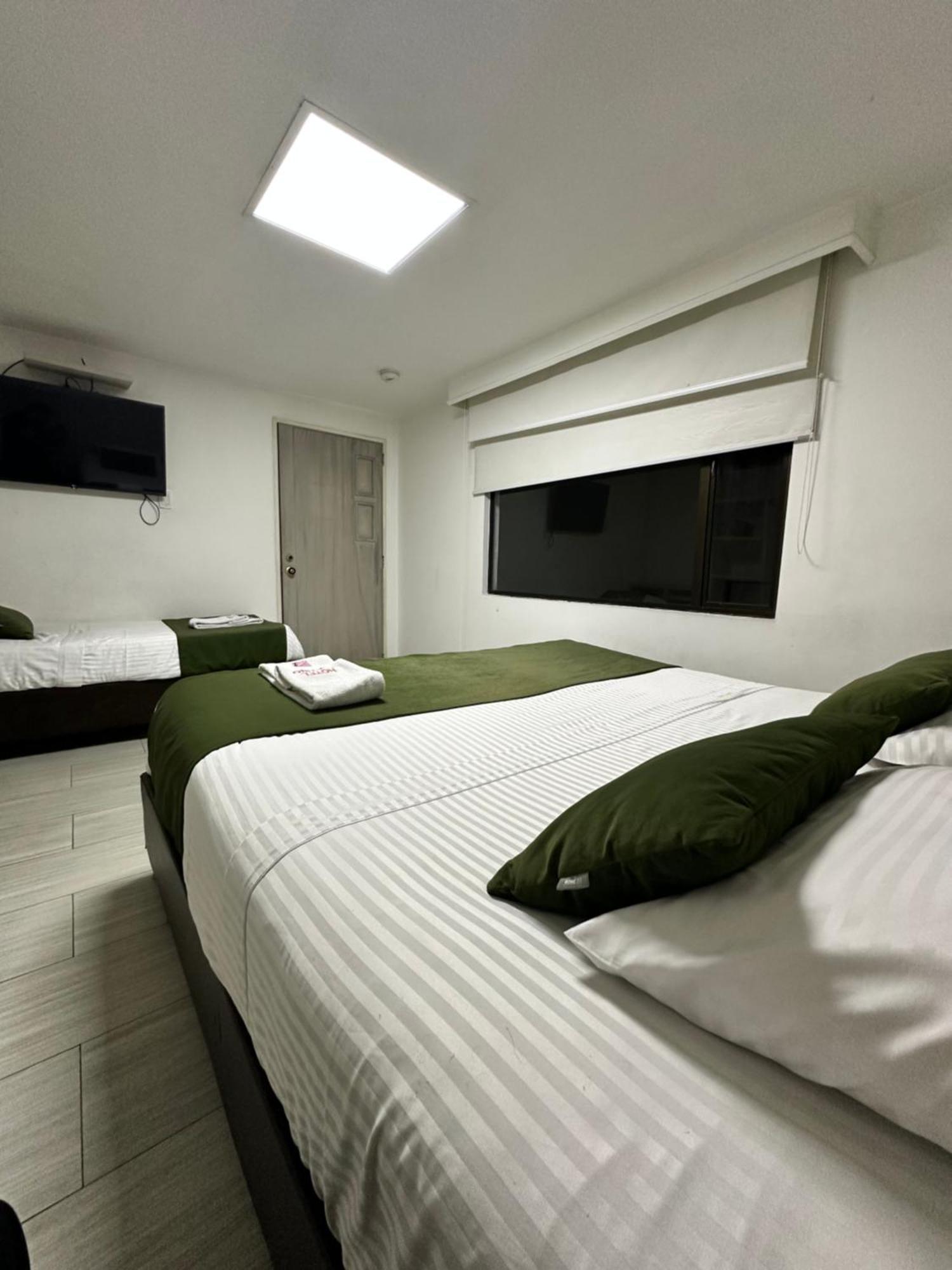 Hotel Bestmark Platino En Chapinero Bogotá Exteriör bild